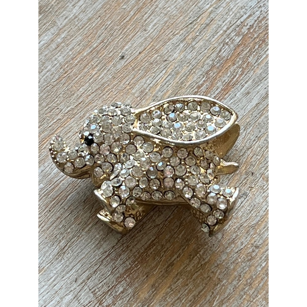 Betsy Johnson Rhinestone Elephant Charm Pendant Pavé Crystal Animal Jewelry